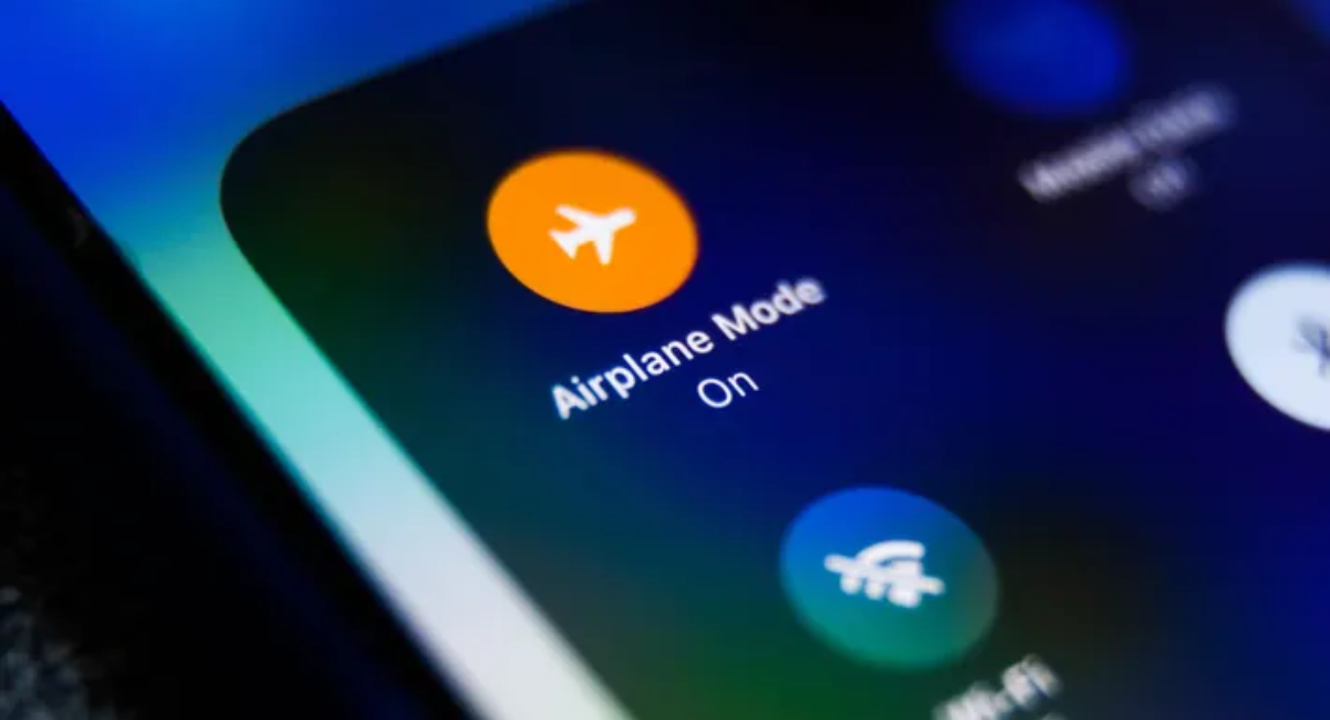 the purpose of airplane mode